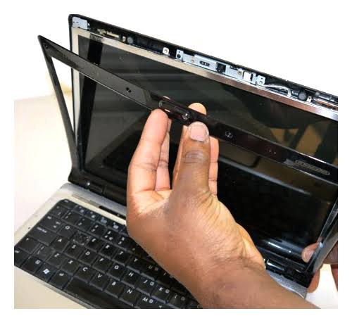 Laptop screens